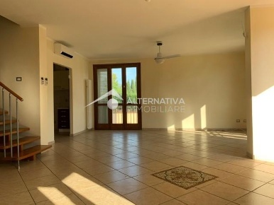 Foto Villa bifamiliare a San Giuliano Terme San Giuliano Terme Paese