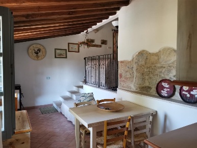 Foto Appartamento a Casole d'Elsa di 70 m² con 3 locali in vendita