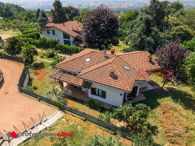 Foto Villa unifamiliare in Strada pero 31, Cantalupa di 270 m² in vendita