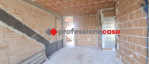 Foto Appartamento in Mar Arabico, Pomezia Torvaianica Alta di 80 m²