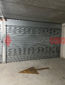 Foto Box in Via Antonio Russo s/c, Salerno Mercatello - Mariconda di 25 m²