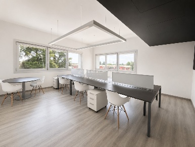Foto Ufficio in VIA ENRICO FERMI 35, Burago di Molgora di 10 m² in affitto