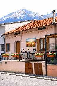 Foto Appartamento in piazza venti ottobre 1, Magliano de' Marsi di 85 m²