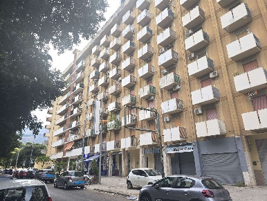 Foto Appartamento in Via Luigi Einaudi  125, Palermo San Filippo Neri