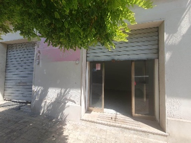 Foto Negozio in VIALE TEOCRITO 28, Siracusa Borgata - Santa Lucia di 57 m²