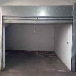 Foto Garage in Via municipio 363, Misterbianco di 45 m² con 1 locali