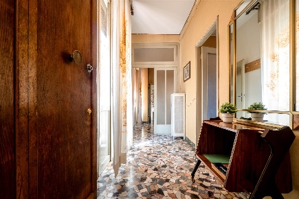 Foto Appartamento a Bologna Castiglione - Tribunale di 75 m² con 3 locali