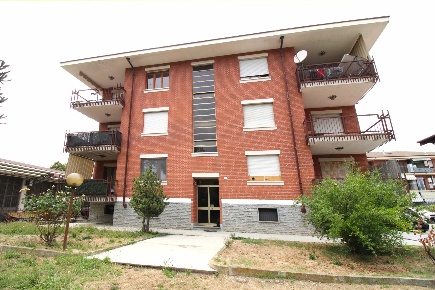 Foto Appartamento in Corso Asti, Canale Centro con 4 locali in vendita
