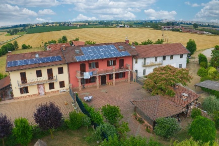 Foto Appartamento a Pralormo con 8 locali in vendita