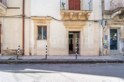 Foto Casa indipendente in Via Aurispa 248, Noto Centro di 50 m² in vendita