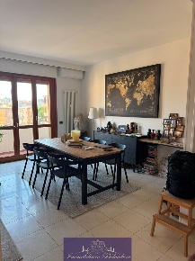 Foto Appartamento in Via Gran Bretagna, Firenze Europa di 100 m² in affitto