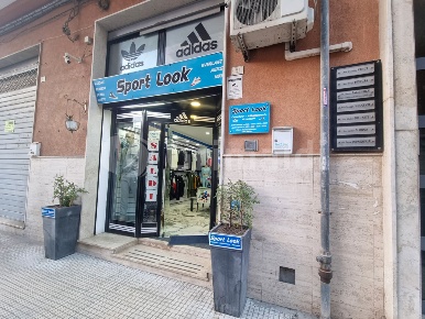 Foto Locale commerciale in Viale Zecchino 81, Siracusa Tica - Zecchino