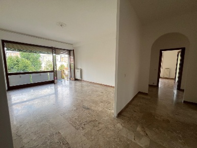 Foto Appartamento a La Spezia di 122 m² con 5 locali in affitto