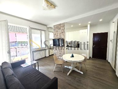 Foto Appartamento in Via Montaione 12, Roma Città Giardino di 71 m²