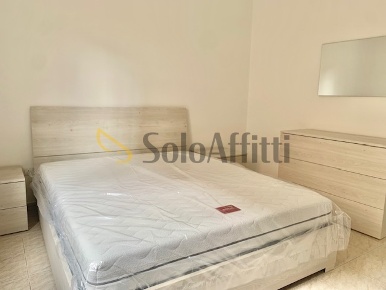 Foto Appartamento in Via Lonigro 4, Bari Poggiofranco di 80 m² con 3 locali
