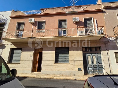 Foto Casa indipendente a Avola Centro di 200 m² in vendita