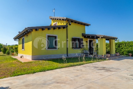Foto Villa unifamiliare a Avola di 120 m² in vendita