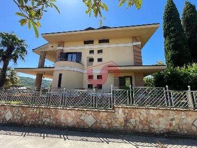 Foto Villa unifamiliare in Via Luigi Sturzo, Benevento Santa Colomba