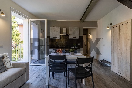 Foto Appartamento in Via della Torre 19, Besana in Brianza Centro di 52 m²