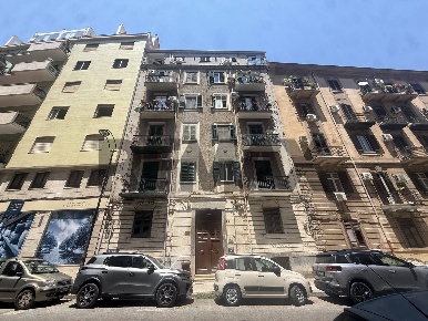 Foto Appartamento in Via Giuseppe La Farina 23, Palermo di 120 m²