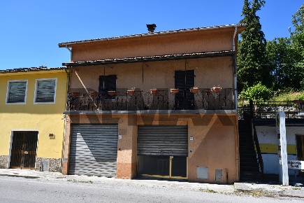 Foto Case semi ndipendenti in via Primo Tonini 41, Minucciano Gramolazzo