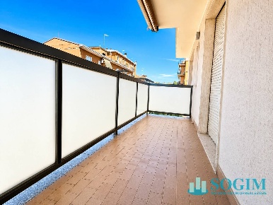 Foto Appartamento in Viale  Romagna 1, Cologno Monzese Centro di 121 m²