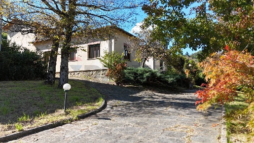 Foto Villa unifamiliare in Via F. vecchiacchi  Filicaia 11, Camporgiano