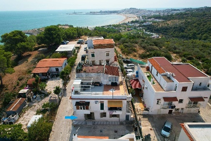 Foto Appartamento in Contrada Defensola snc, Vieste Defensola di 100 m²