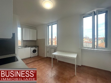 Foto Appartamento in Piazza Santa Maria alla Fontana, Milano Zara di 75 m²