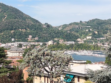 Foto Appartamento a Como Valduce - Crispi di 168 m² con 5 locali in vendita