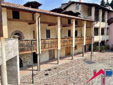 Foto Appartamento a Caprino Bergamasco Caprino di 85 m² con 3 locali