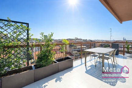 Foto Appartamento in Via Orseolo, Milano Solari di 90 m² con 3 locali