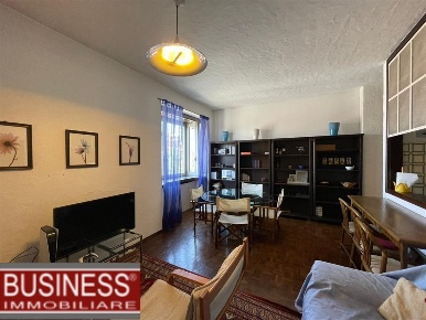 Foto Appartamento in Via Stefini, Milano Maggiolina di 90 m² con 3 locali