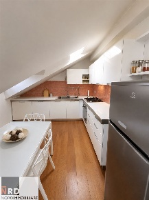 Foto Appartamento a Mantova Centro di 180 m² con 4 locali in vendita