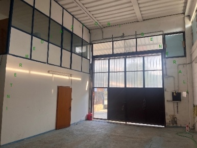 Foto Magazzino in VIA ENRICO MATTEI 1, Vicchio Centro di 98 m² con 1 locali