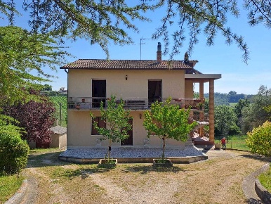 Foto Appartamento in Via Rimembranze 45, Amelia Centro di 139 m² in vendita