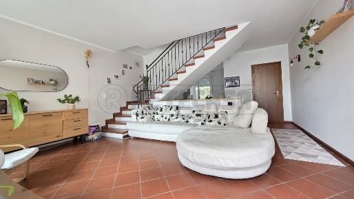 Foto Case semi ndipendenti a Valdagno San Quirico di 150 m² con 7 locali