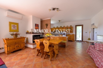 Foto Casale in Contrada Ciafone, Offida di 165 m² con 4 locali in vendita