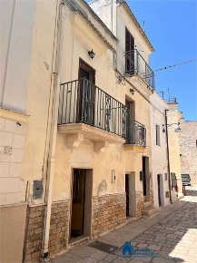 Foto Casa indipendente a Cellamare di 80 m² con 3 locali in vendita