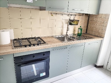 Foto Appartamento in Via Giulio Carcano 25, Milano di 70 m² con 3 locali