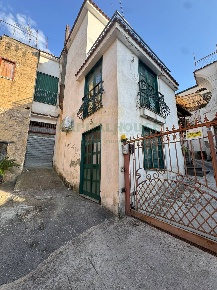 Foto Appartamento a Palma Campania Centro di 75 m² con 3 locali in vendita