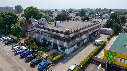 Foto Laboratorio in Viale Leonardo Da Vinci 249, Trezzano sul Naviglio