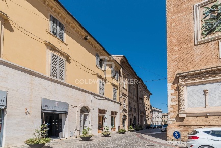 Foto Appartamento in Corso Persiani 19, Recanati Centro di 155 m²