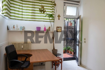Foto Laboratorio in VIA HERMADA 19, Milano Niguarda di 45 m² con 2 locali