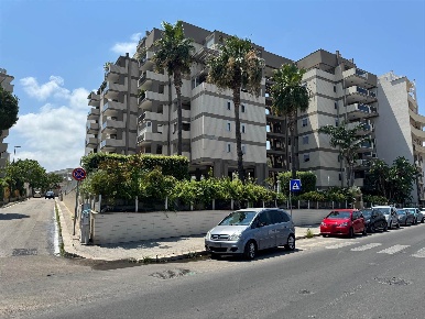 Foto Garage a Bari Carrassi di 23 m² con 1 locali in vendita