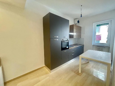 Foto Appartamento in Giacinta Pezzana, Roma Parioli di 100 m² con 4 locali