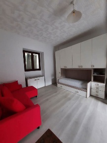 Foto Appartamento in Piazza XV Aprile 11, Gorla Minore di 41 m² in vendita