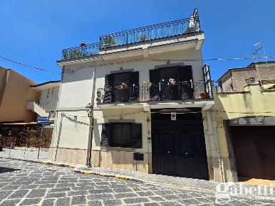 Foto Casa indipendente in Via MATTEO RENATO IMBRIANI 00, Pomigliano d'Arco