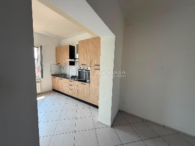 Foto Appartamento a San Giuliano Terme Ghezzano di 80 m² con 4 locali