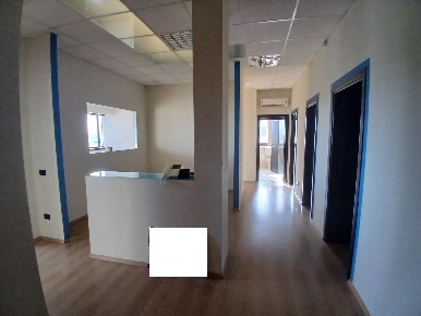 Foto Ufficio a Vecchiano Migliarino Pis di 130 m² con 8 locali in affitto